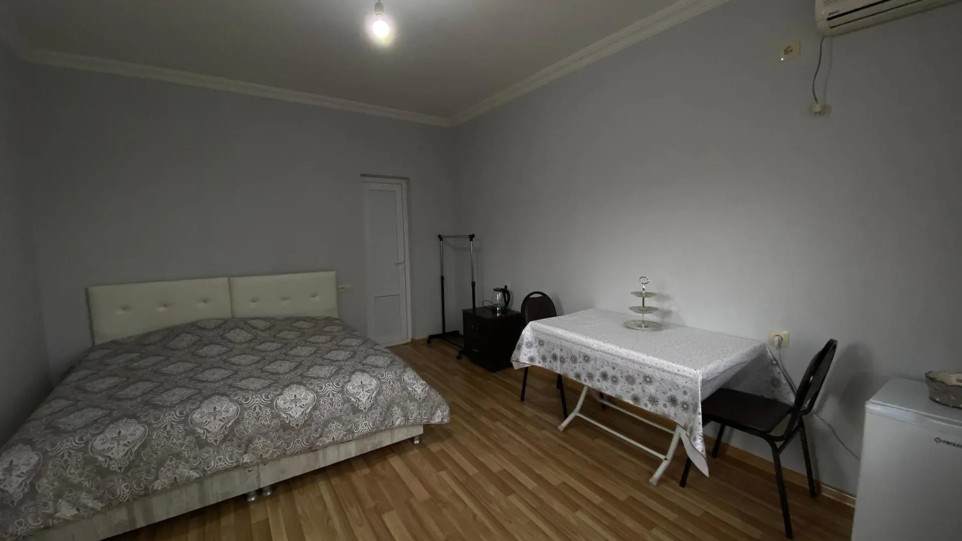 Apartment On Lado Asatiani Батуми
